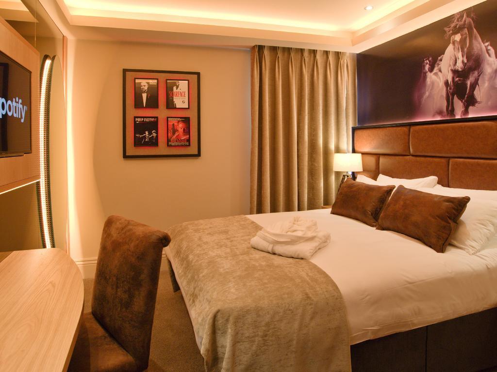 The Residence Hotel Голуэй Экстерьер фото