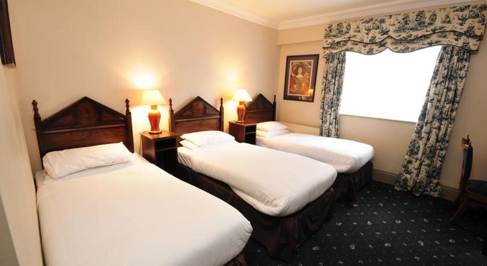 The Residence Hotel Голуэй Экстерьер фото