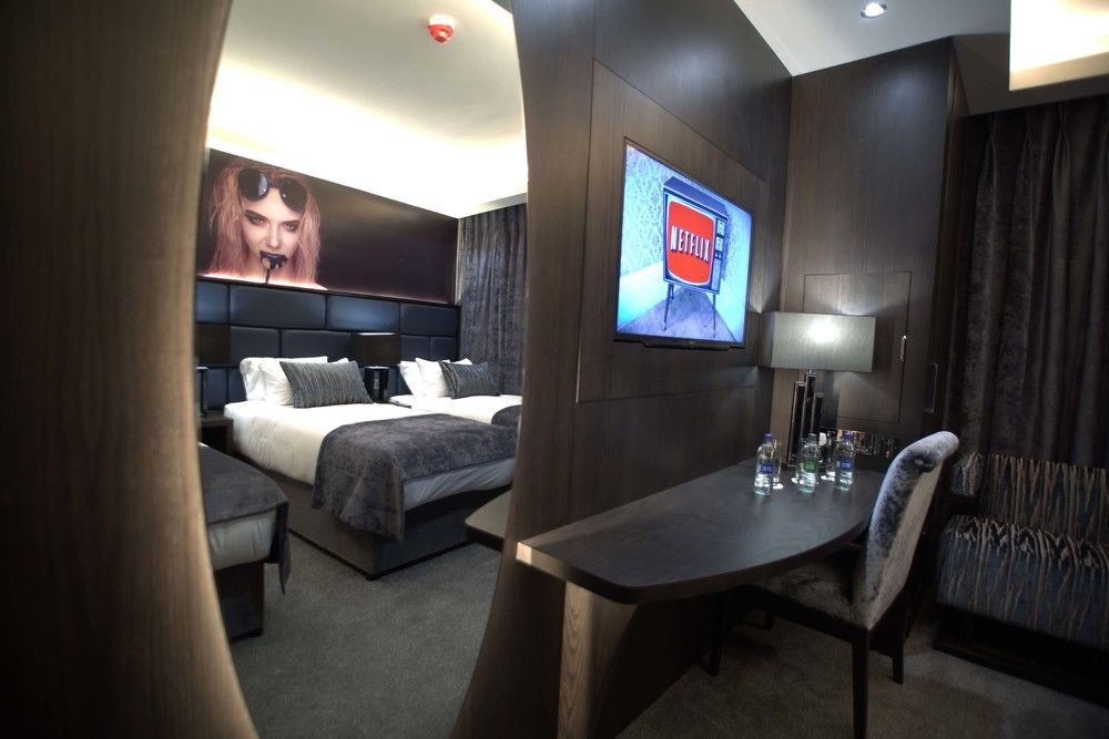 The Residence Hotel Голуэй Экстерьер фото